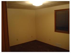 117 Macarthur Rd, Clairton, PA 15025 photo 10