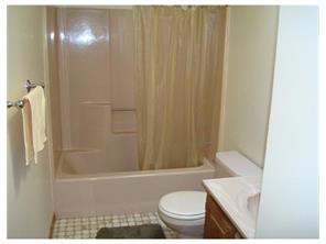 117 Macarthur Rd, Clairton, PA 15025 photo 13