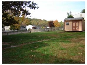 1902 Ivanhoe Dr, Irwin, PA 15642 photo 14