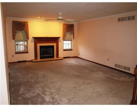 336 Warrick Dr, Seven Fields, PA 16046 photo 4
