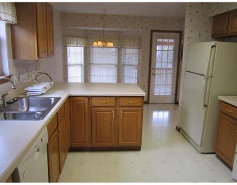 336 Warrick Dr, Seven Fields, PA 16046 photo 6
