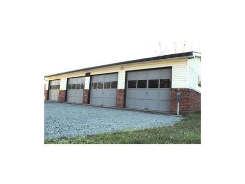 47 Run St, Smith, PA 15078 photo 2