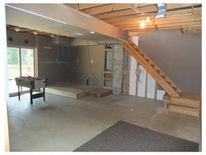 11480 Mckee Rd, Irwin, PA 15642 photo 12