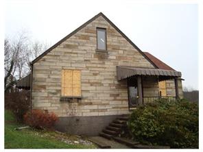 4 E Franklin, Irwin, PA 15642 photo 2