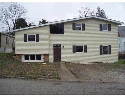 128 Chestnut St, Everson, PA 15631 photo 1