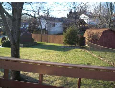 218 Fairview Dr, Irwin, PA 15642 photo 17