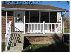 2214 Robert St, Irwin, PA 15642 photo 2