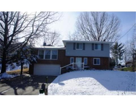 119 Dover Dr, Coraopolis, PA 15108 photo 1