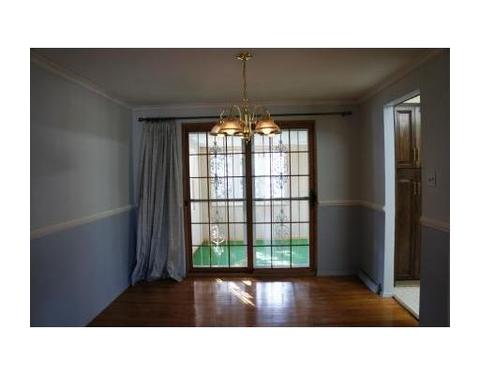119 Dover Dr, Coraopolis, PA 15108 photo 3