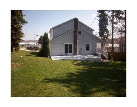 119 E Third St, Gray, PA 15544 photo 3