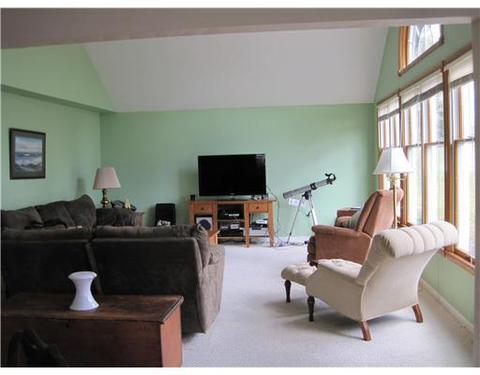2359 Adams Ct, Export, PA 15632 photo 7