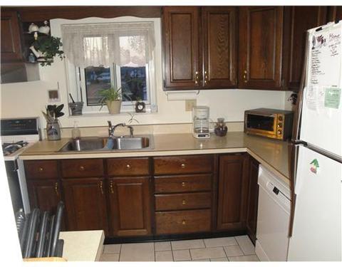 801 Central Aly, New Eagle, PA 15067 photo 16