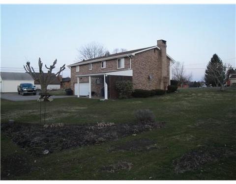 801 Central Aly, New Eagle, PA 15067 photo 2