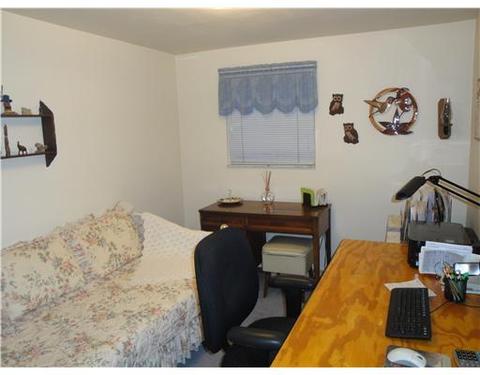801 Central Aly, New Eagle, PA 15067 photo 14