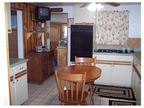 110 Clair St, Irwin, PA 15642 photo 6