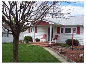 110 Clair St, Irwin, PA 15642 photo 1
