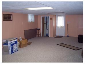 110 Clair St, Irwin, PA 15642 photo 13