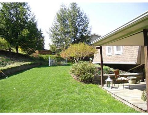 112 Heather Dr, Monaca, PA 15061 photo 2