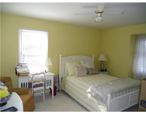 112 Heather Dr, Monaca, PA 15061 photo 14