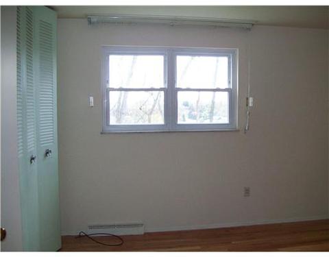 4019 School Dr, Irwin, PA 15642 photo 8