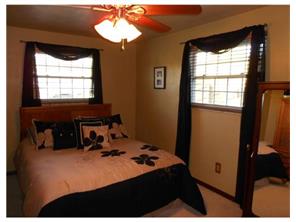 2225 Robert St, Irwin, PA 15642 photo 10