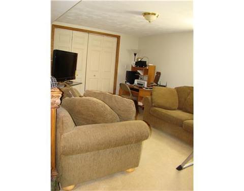 39 Dover, Irwin, PA 15642 photo 16