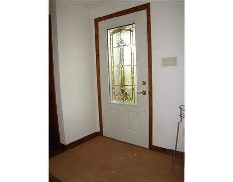 39 Dover, Irwin, PA 15642 photo 3
