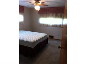 240 Cherry Ln, Irwin, PA 15642 photo 6