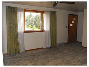 820 Macarthur Dr, Irwin, PA 15642 photo 9