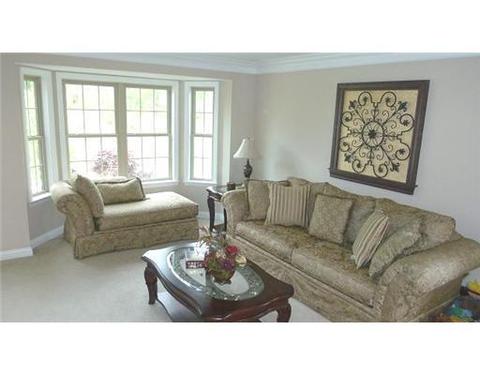 122 Eric Dr, Beaver, PA 15009 photo 3