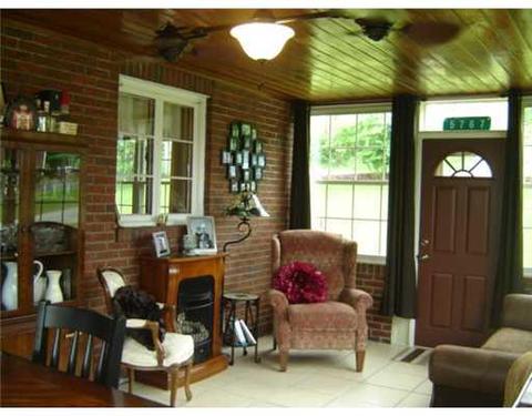 5767 Roosevelt Ave, Export, PA 15632 photo 9