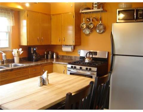 5767 Roosevelt Ave, Export, PA 15632 photo 4