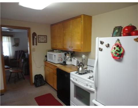 81 East Br, PA 15732 photo 4
