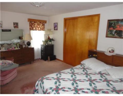 81 East Br, PA 15732 photo 6