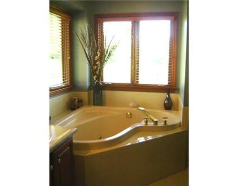 3304 Carriage Cir, Export, PA 15632 photo 13