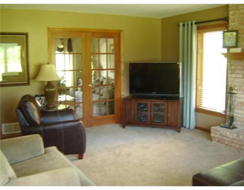 3304 Carriage Cir, Export, PA 15632 photo 7