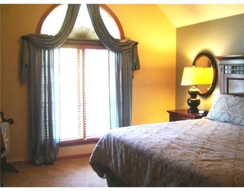 3304 Carriage Cir, Export, PA 15632 photo 12