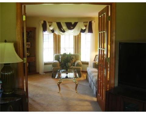 3304 Carriage Cir, Export, PA 15632 photo 4