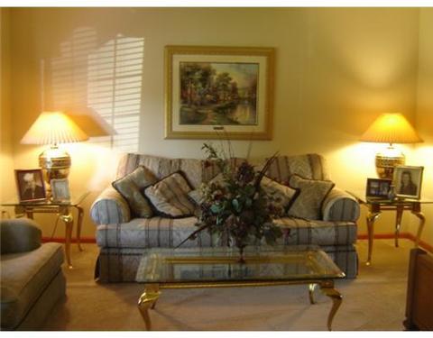 3304 Carriage Cir, Export, PA 15632 photo 3
