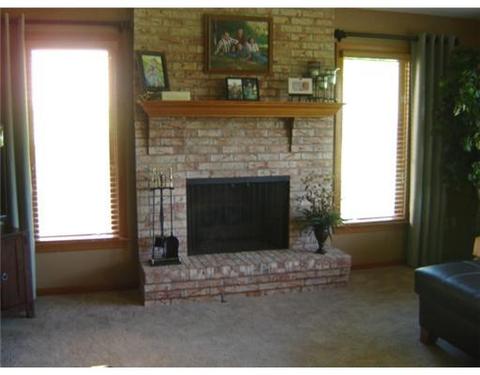 3304 Carriage Cir, Export, PA 15632 photo 6