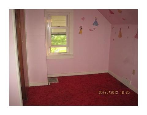 861 Ohio Ave, Monaca, PA 15061 photo 9