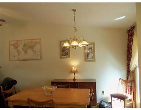 206 Baintree Dr, Coraopolis, PA 15108 photo 5