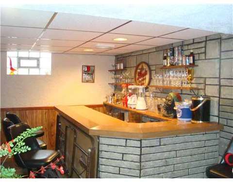 116 Eileen Dr, Brentwood, PA 15227 photo 12