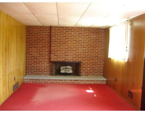 2895 Arrowhead Ct, Export, PA 15632 photo 12