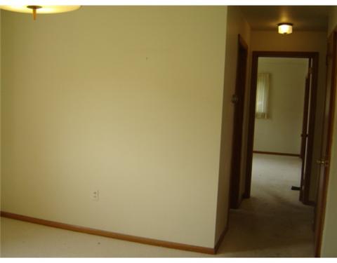 2895 Arrowhead Ct, Export, PA 15632 photo 8