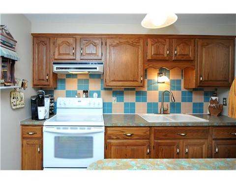 114 Coventry Dr, Monaca, PA 15061 photo 8