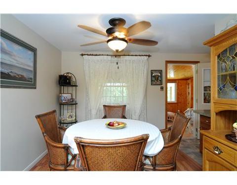 114 Coventry Dr, Monaca, PA 15061 photo 5