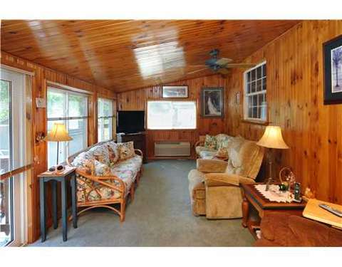114 Coventry Dr, Monaca, PA 15061 photo 9