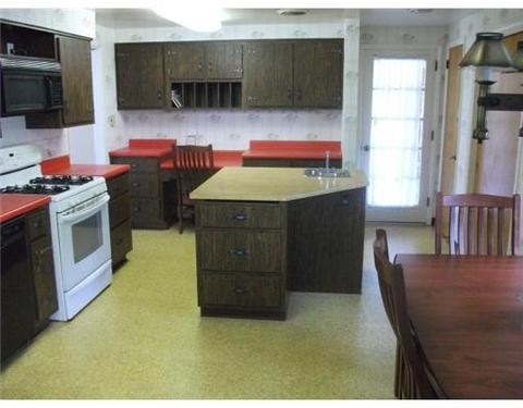 5057 Sequoia Ct, Export, PA 15632 photo 2