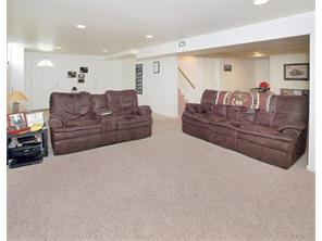 461 Carpenter Ln, Irwin, PA 15642 photo 11